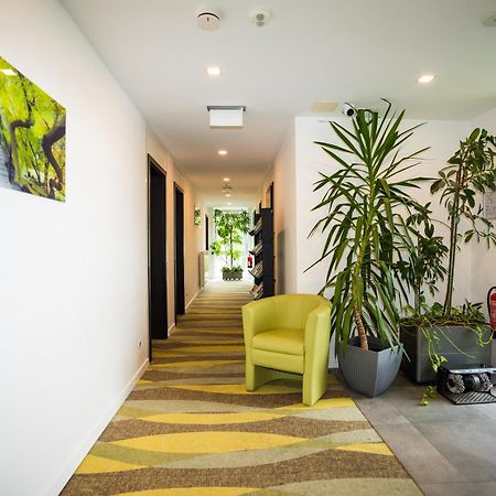 B&B Kukione Dettingen an der Erms Bagian luar foto